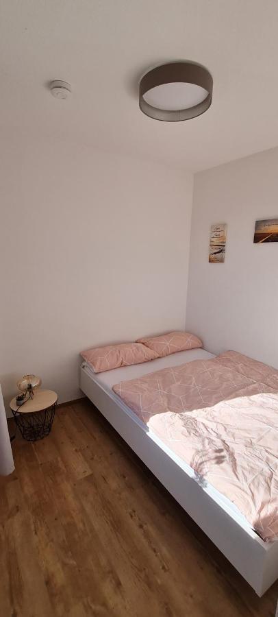 Moderne Wohlfuehlferienwohnung In Hildburghausen Exterior photo